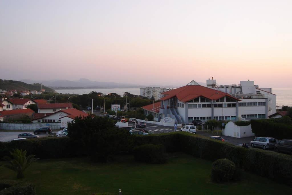 Vue Sur Mer Et Plage De Marbella Biarritz Exterior foto